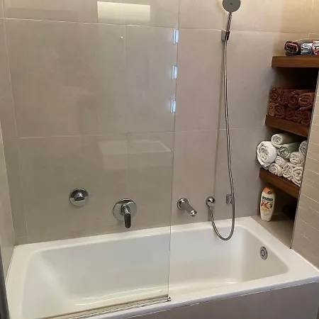 Deluxe With Pool In The Heart Of St Pauls Bay Appartement *