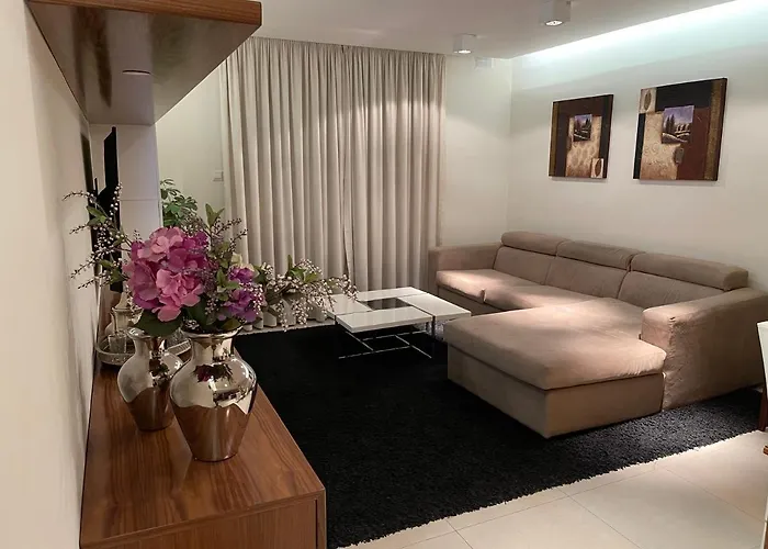 Deluxe With Pool In The Heart Of St Pauls Bay Apartamento St Paul's Bay