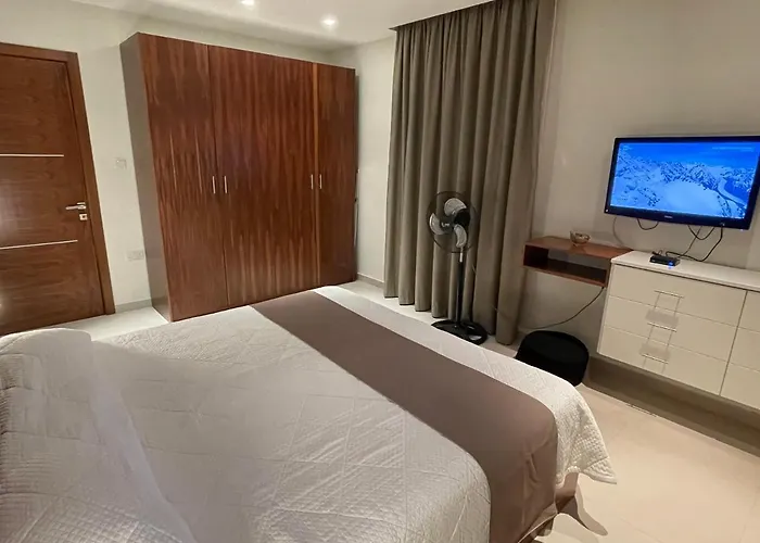 Deluxe With Pool In The Heart Of St Pauls Bay Apartamento St Paul's Bay