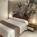 公寓 Deluxe With Pool In The Heart Of St Pauls Bay 圣保罗湾城