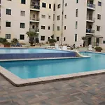 Deluxe With Pool In The Heart Of St Pauls Bay 公寓